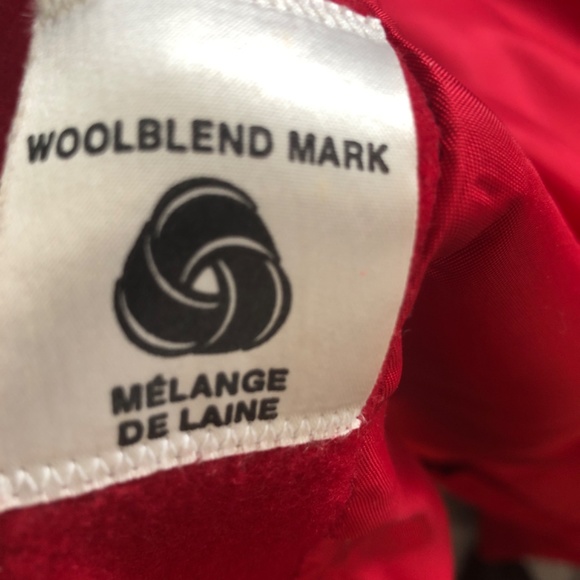 Vintage unique Find Quality Red Wool Blend Coat - Picture 5 of 6